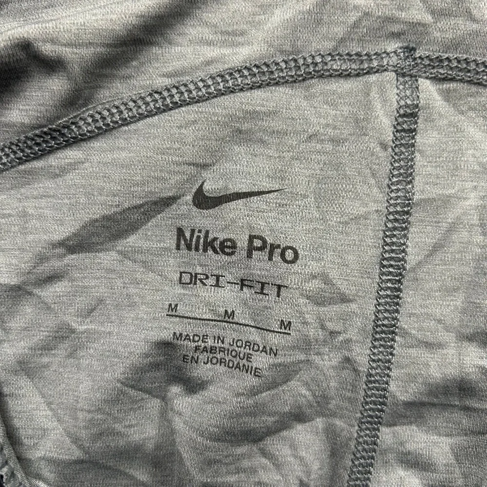 Nike Shorts Womens Size M Gray Pro Dri-Fit Compression Athletic Gym Workout